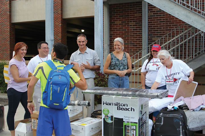 UIW sets enrollment record and welcomes new students