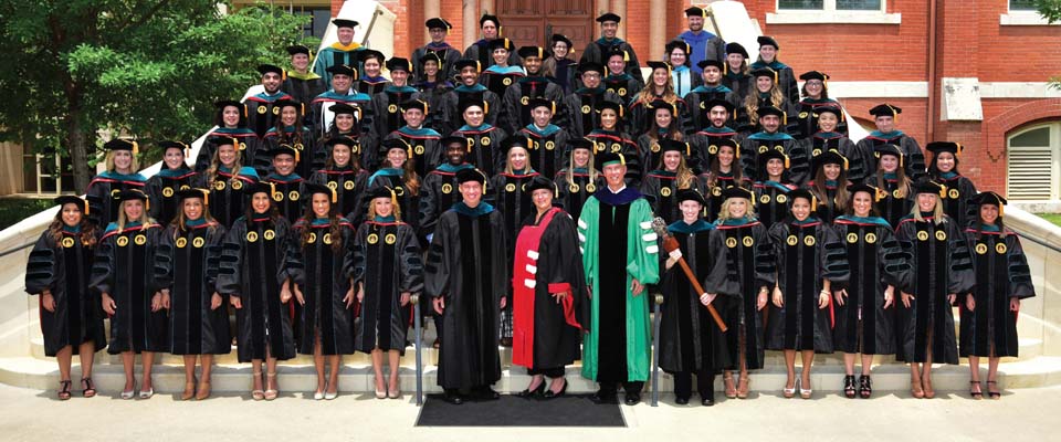 UIW School of Physical Therapy inaugural class culminates journey