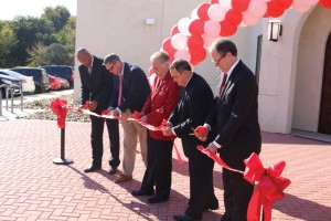 (Pictured L-R) Williams, Weiland, Agnese, Graybeal, and Aven cut the ribbon to officially open the PGM facility.