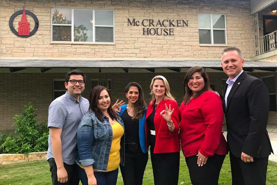 UIW Welcomes the 2017 Executive Board of the Alumni Association